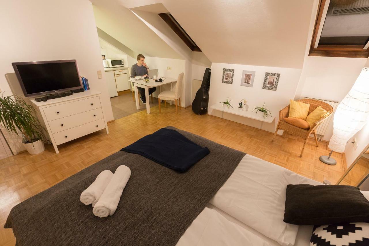 Studio Vienna Central Station Экстерьер фото