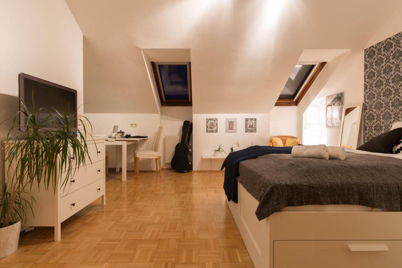Studio Vienna Central Station Экстерьер фото